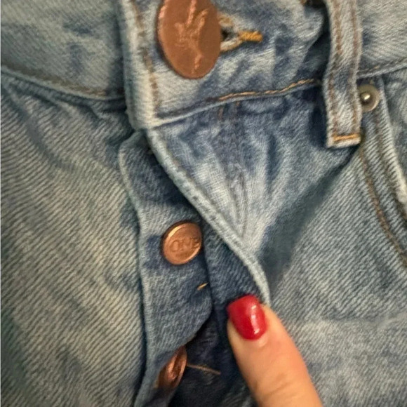 One Teaspoons womens denim shorts frayed hem copper button fly‎ 5 pocket cotton - Picture 2 of 8